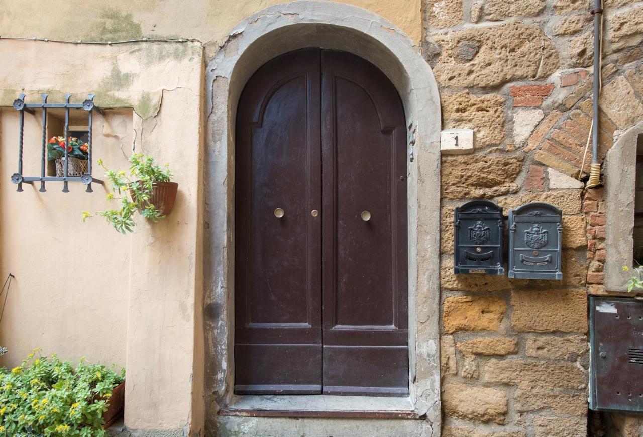 Residenza Porta All'Arco โวลแตร์รา ภายนอก รูปภาพ